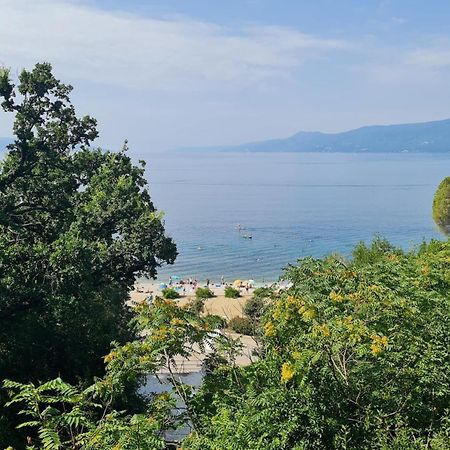 Apartment Antonija With Seaview Рийека Екстериор снимка