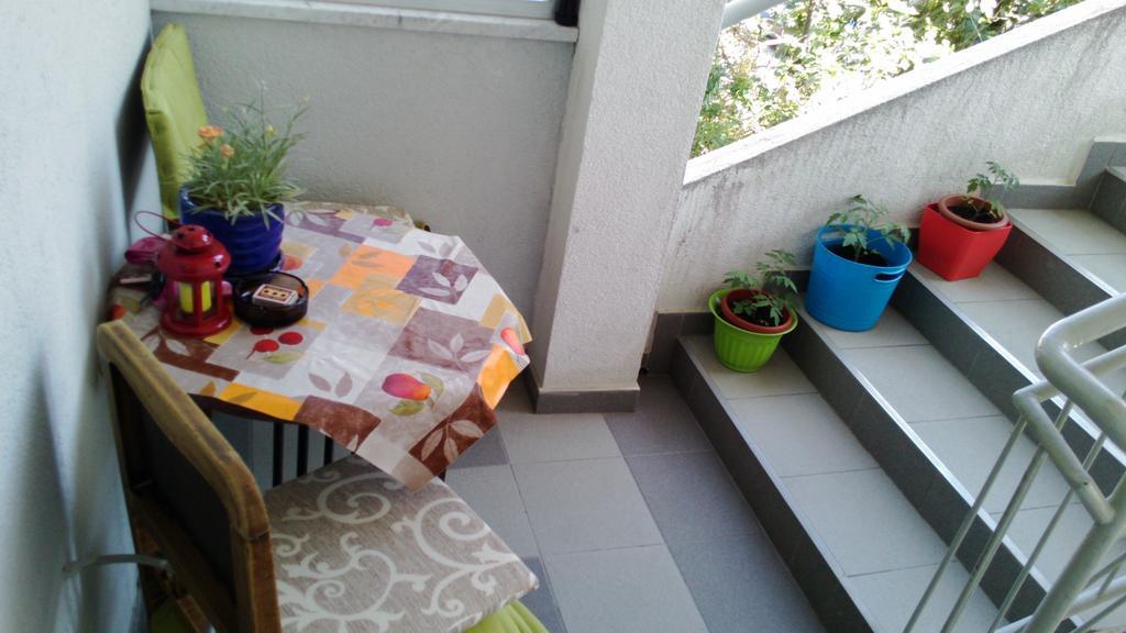 Apartment Antonija With Seaview Рийека Стая снимка
